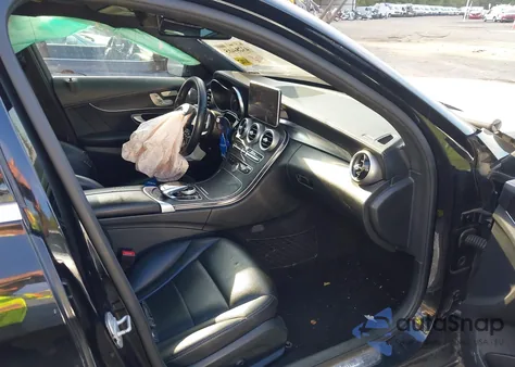 2015 Mercedes-Benz C 300 Sport 4Matic from USA, damaged, VIN 55SWF4KB8FU068716